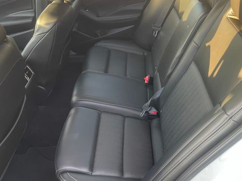 Used 2018 Nissan Maxima Platinum image 11