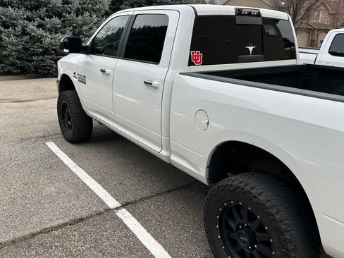 Used 2018 RAM 2500 Big Horn AWD/4WD image 2