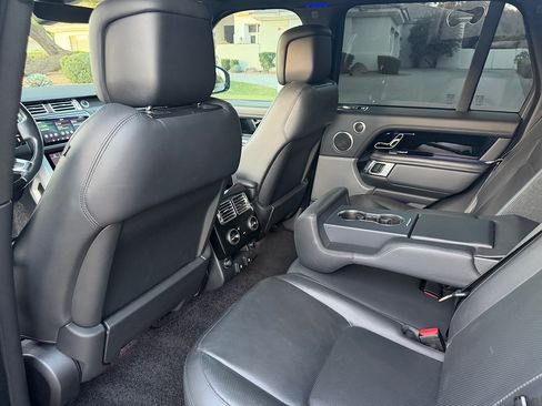 Used 2018 Land Rover Range Rover Supercharged AWD/4WD image 12