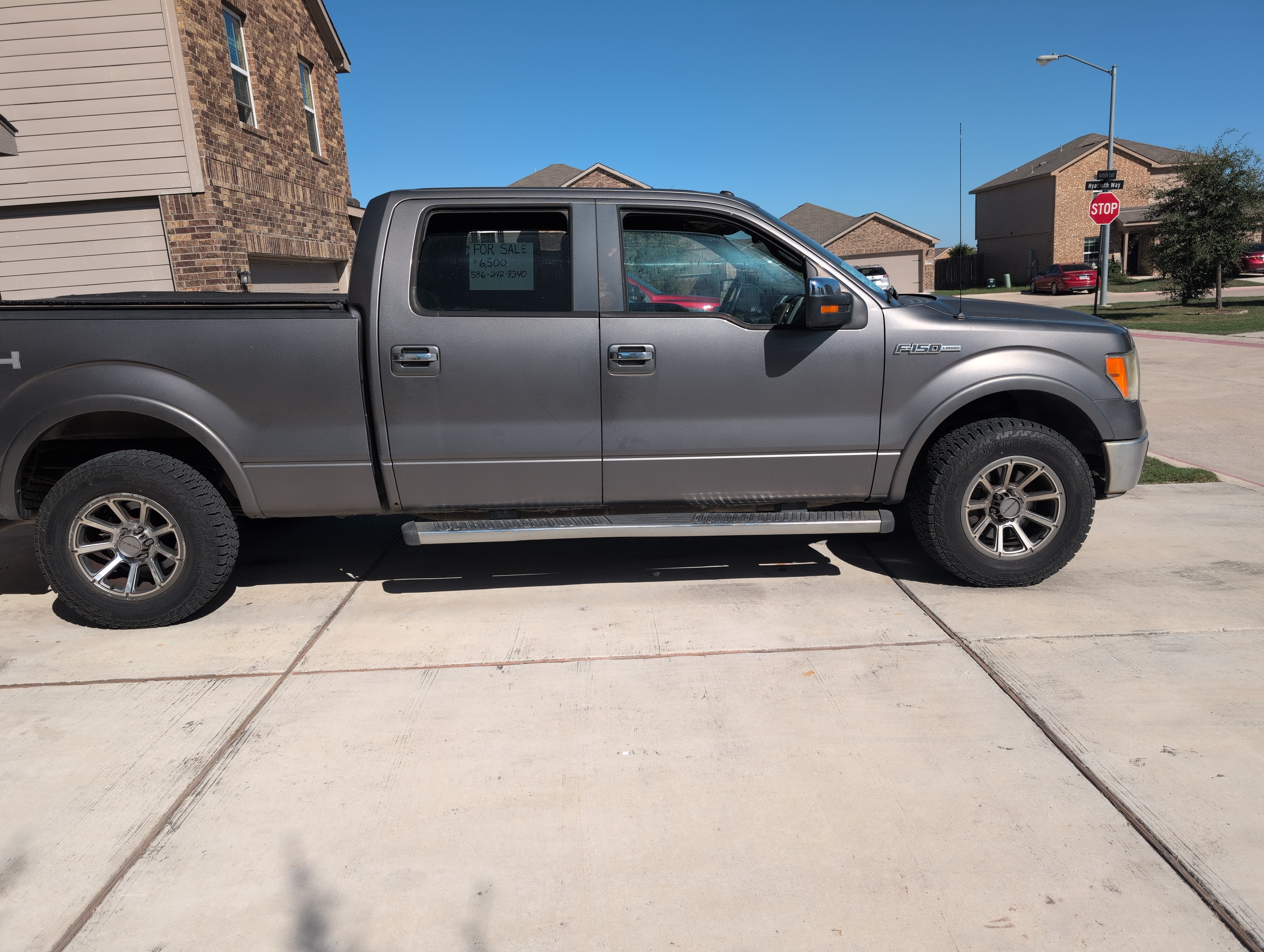 Used 2011 Ford F150 Lariat w/ Lariat Chrome Pkg AWD/4WD image 1
