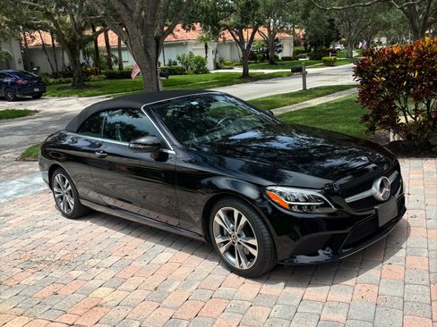 Used 2019 Mercedes-Benz C 300 Cabriolet image 9