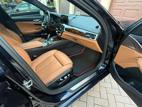 Used 2020 BMW 540i w/ Convenience Package RWD image 27