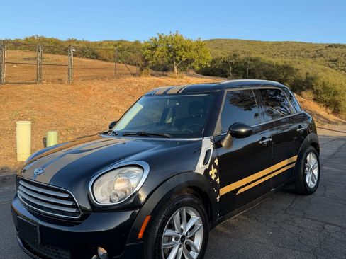 Used 2014 MINI Cooper Countryman FWD image 8