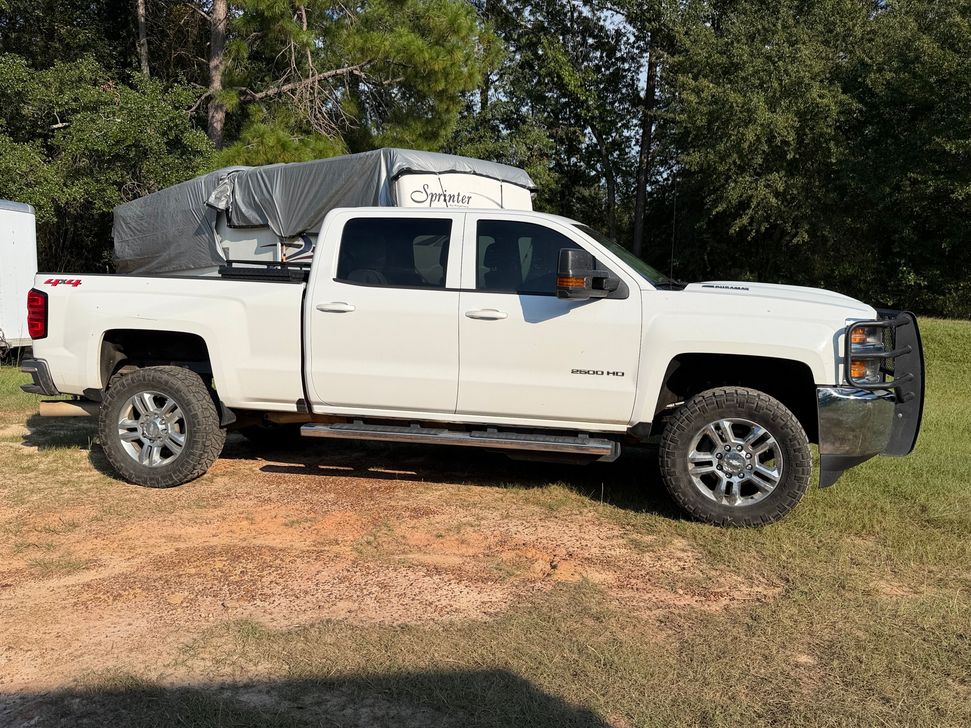 Used 2018 Chevrolet Silverado 2500 W/T w/ WT Convenience Package AWD/4WD image 2