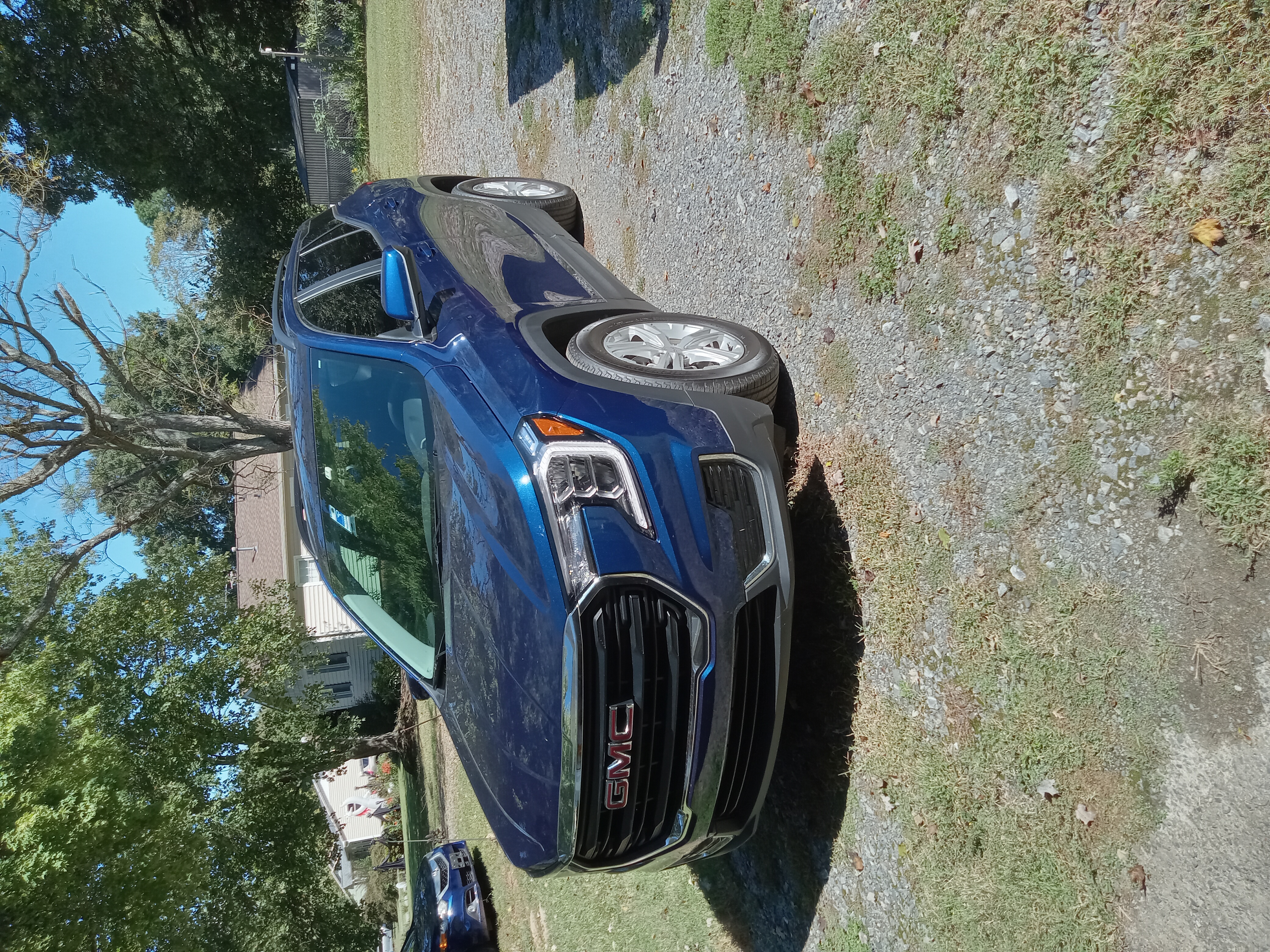 Used 2022 GMC Terrain SLE w/ Driver Convenience Package FWD image 7