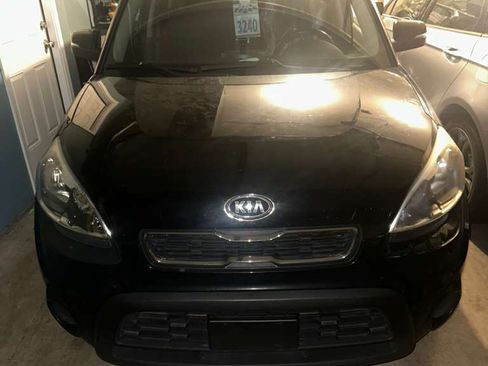 Used 2013 Kia Soul + image 6