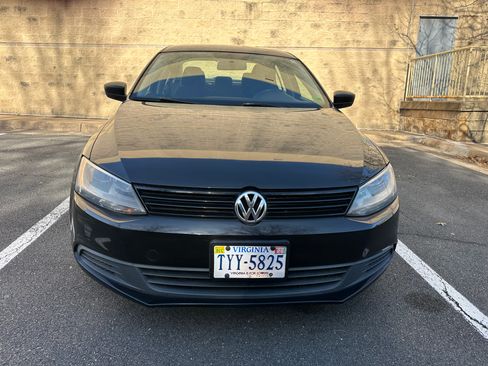 Used 2011 Volkswagen Jetta S image 5