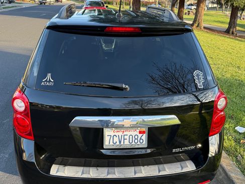 Used 2013 Chevrolet Equinox LT w/ Chrome Package image 2