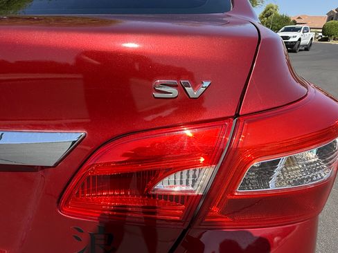 Used 2017 Nissan Sentra SV FWD image 5