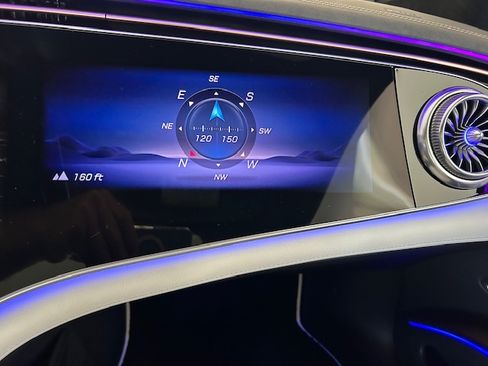 Used 2023 Mercedes-Benz EQS 580 EQS 580 4MATIC Sedan 4D image 10
