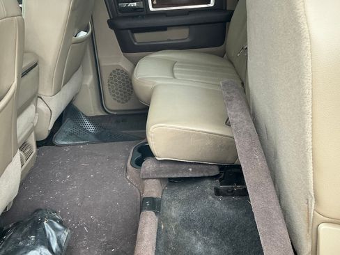 Used 2010 Dodge Ram 3500 Truck Laramie w/ Chrome Accents Group image 11