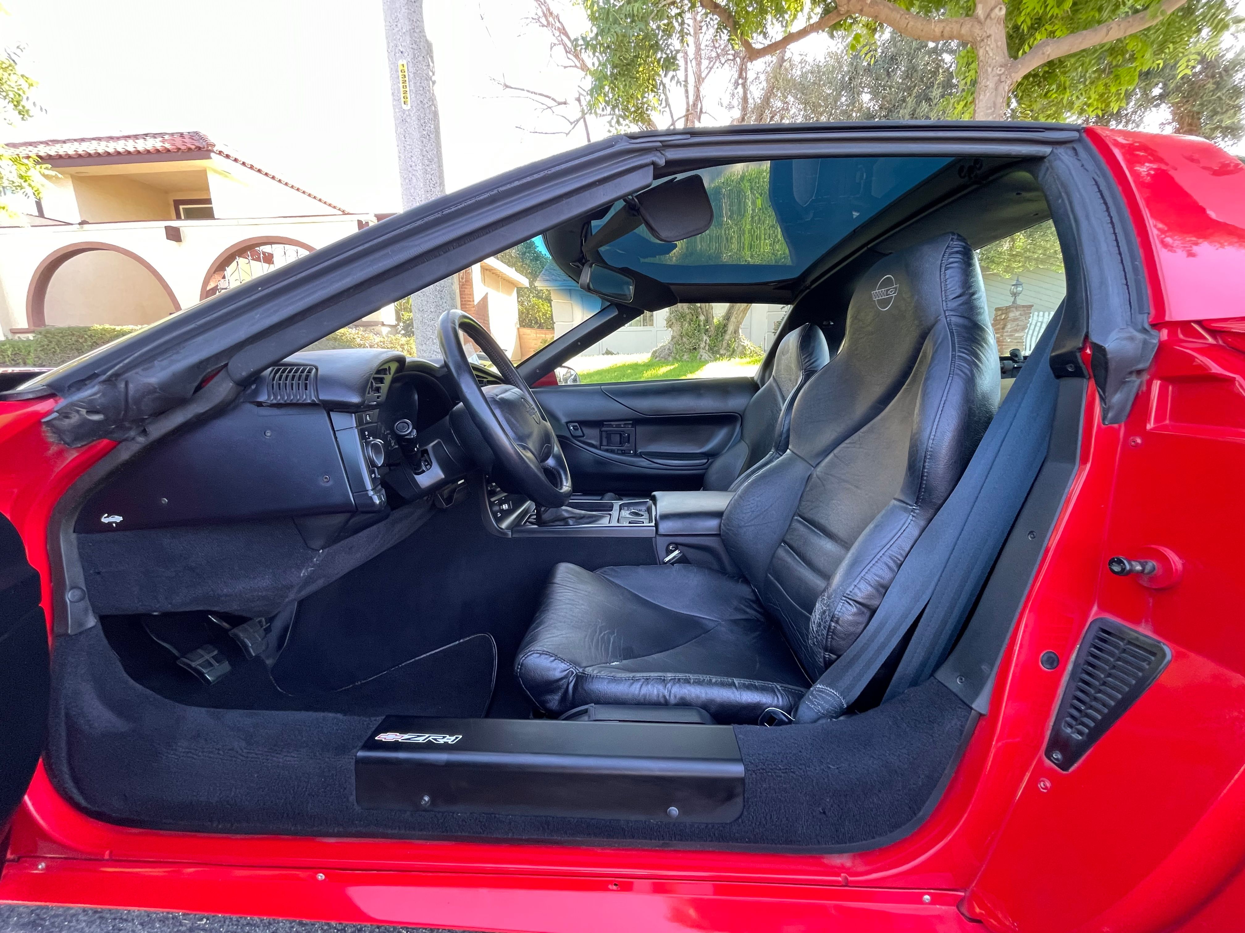 Used 1994 Chevrolet Corvette ZR1 RWD image 12