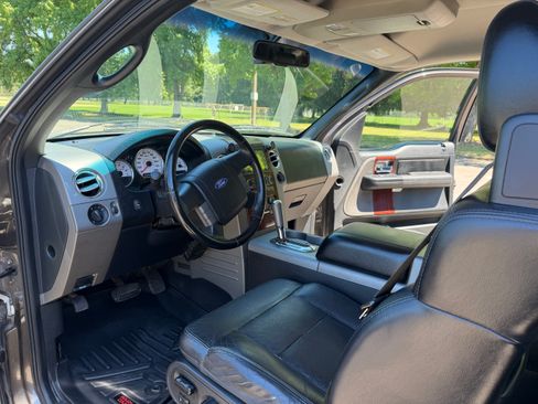 Used 2006 Ford F150 Lariat AWD/4WD image 9