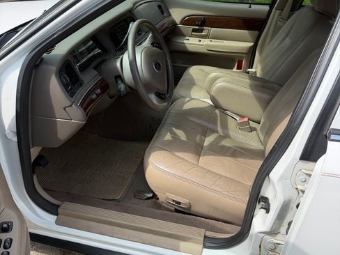 Used 2003 Mercury Grand Marquis LS RWD image 8