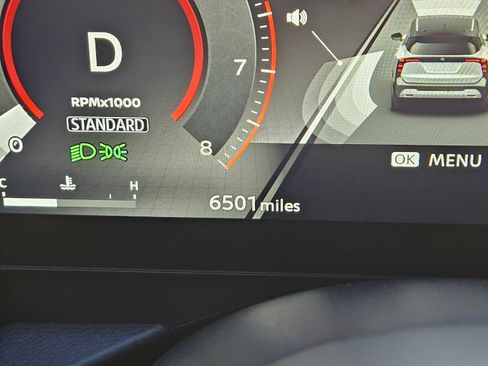 Used 2025 Nissan Kicks SR w/ SR Premium Package image 12