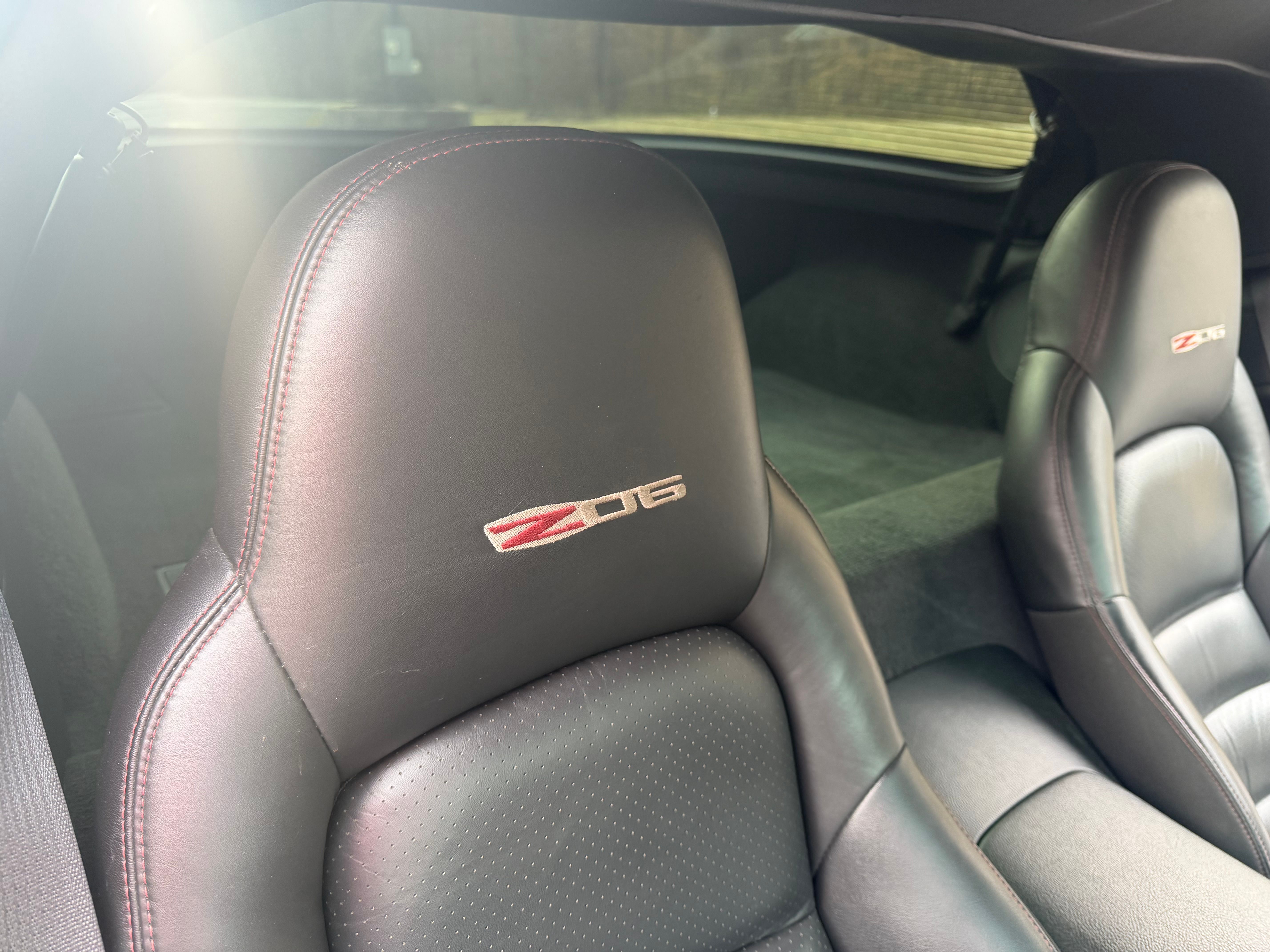 Used 2007 Chevrolet Corvette Z06 w/ Preferred Equipment Group RWD image 10