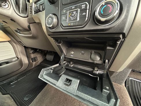 Used 2013 Ford F150 XLT w/ XLT Chrome Pkg RWD image 20