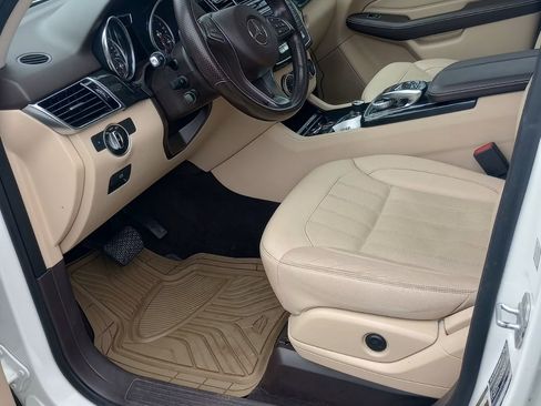Used 2017 Mercedes-Benz GLE 350 image 4