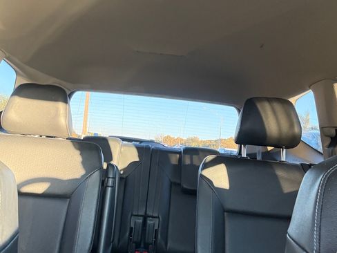 Used 2018 Volkswagen Atlas SE image 9