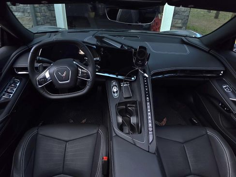 Used 2024 Chevrolet Corvette Stingray Preferred Conv w/ Z51 Performance Package image 27