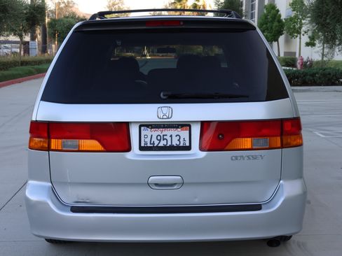 Used 2002 Honda Odyssey EX image 10