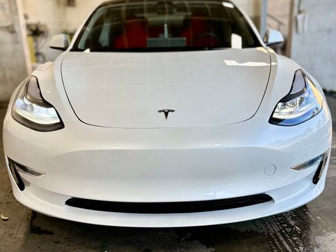 Used 2023 Tesla Model 3 Performance image 5