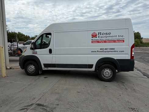 Used 2014 RAM ProMaster 2500 FWD image 1