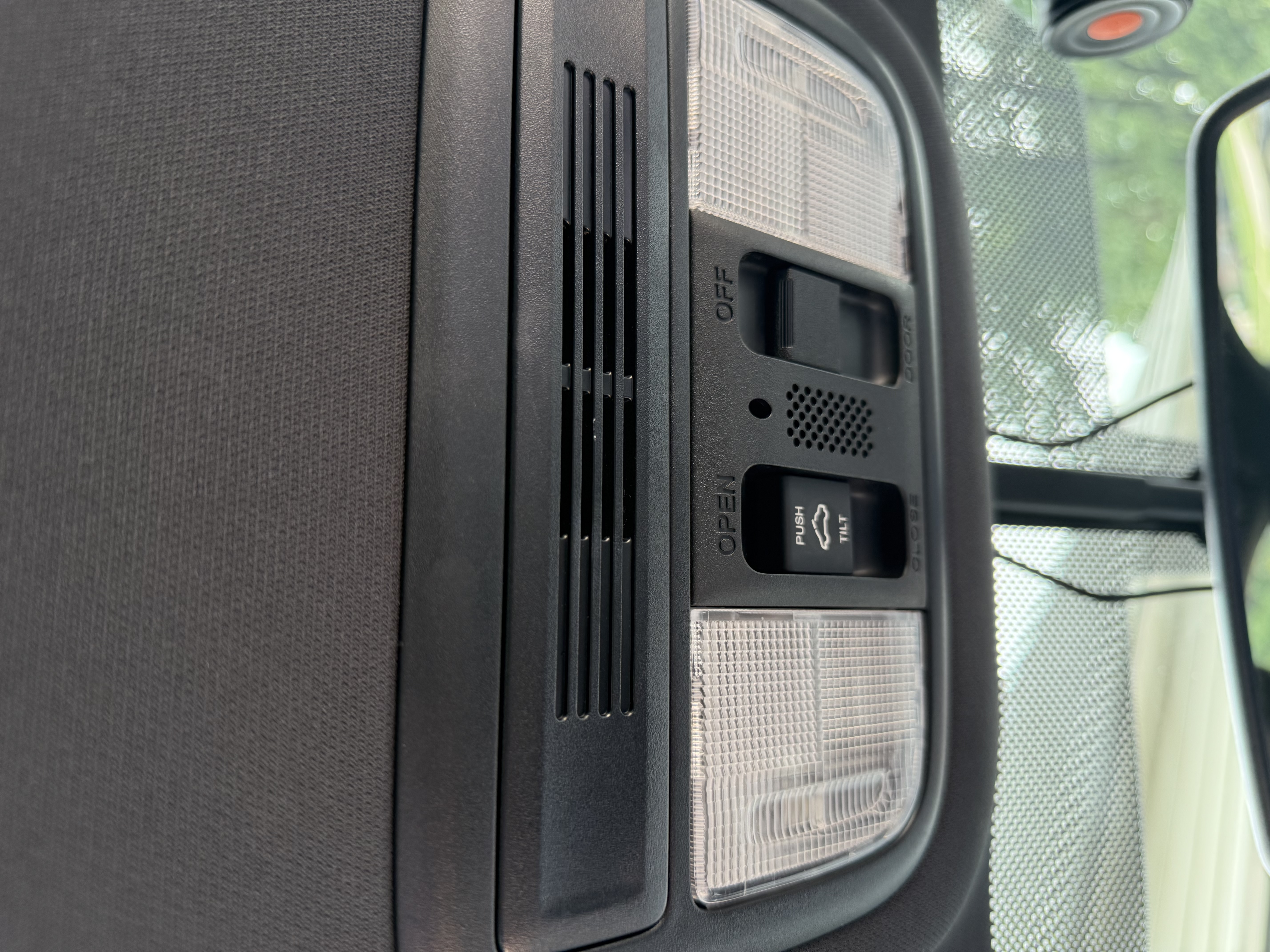 Used 2017 Honda Civic EX-L image 6