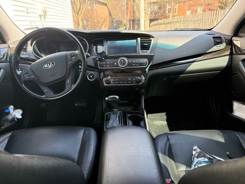 Used 2015 Kia Cadenza Premium FWD image 7