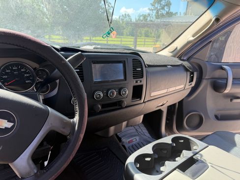 Used 2008 Chevrolet Silverado 2500 LT w/ Suspension Package, Off-Road AWD/4WD image 6