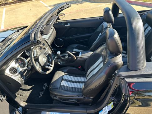 Used 2010 Ford Mustang Shelby GT500 image 11