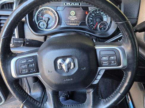 Used 2019 RAM 3500 Laramie image 13