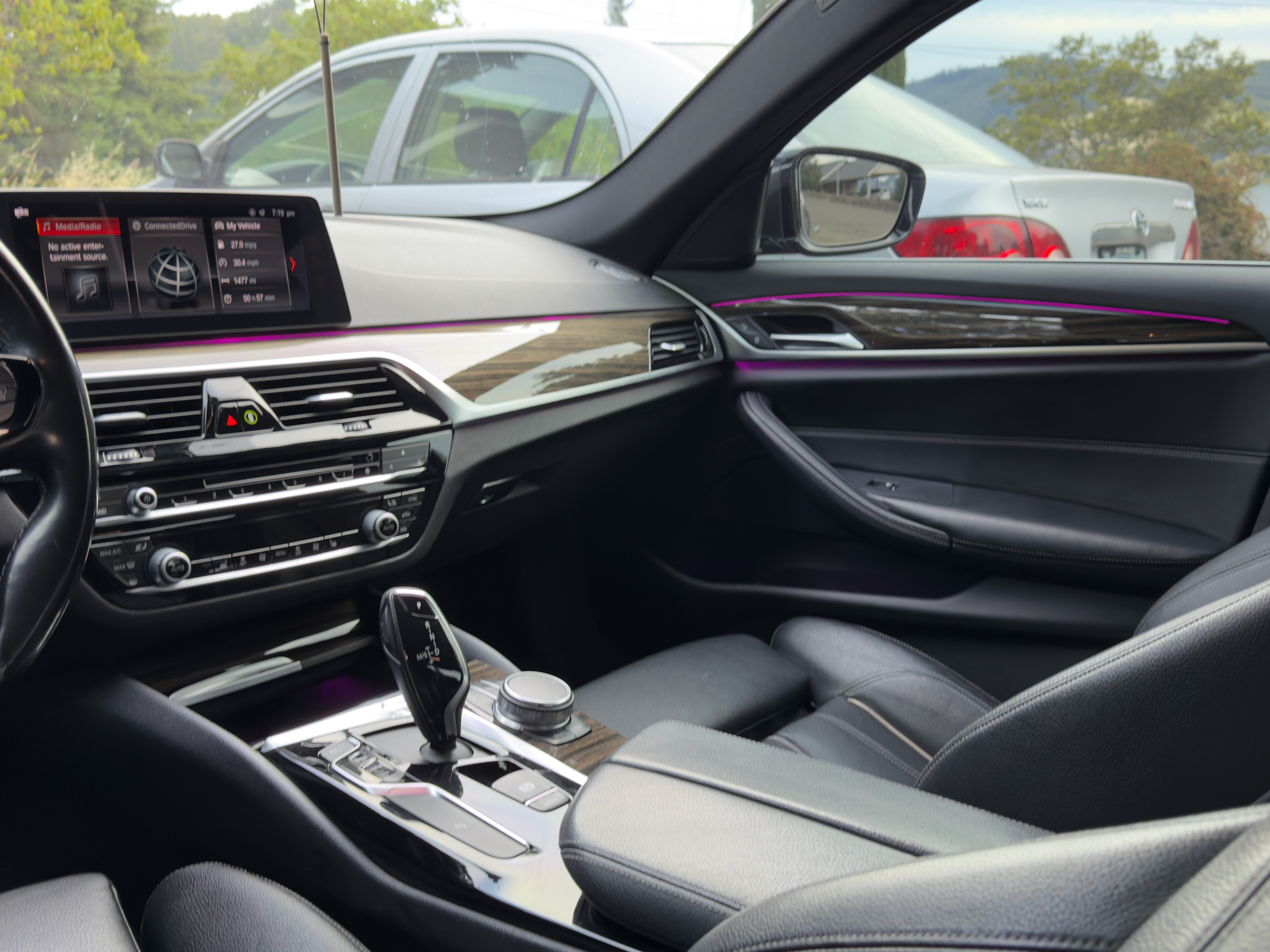 Used 2018 BMW 530i RWD image 23
