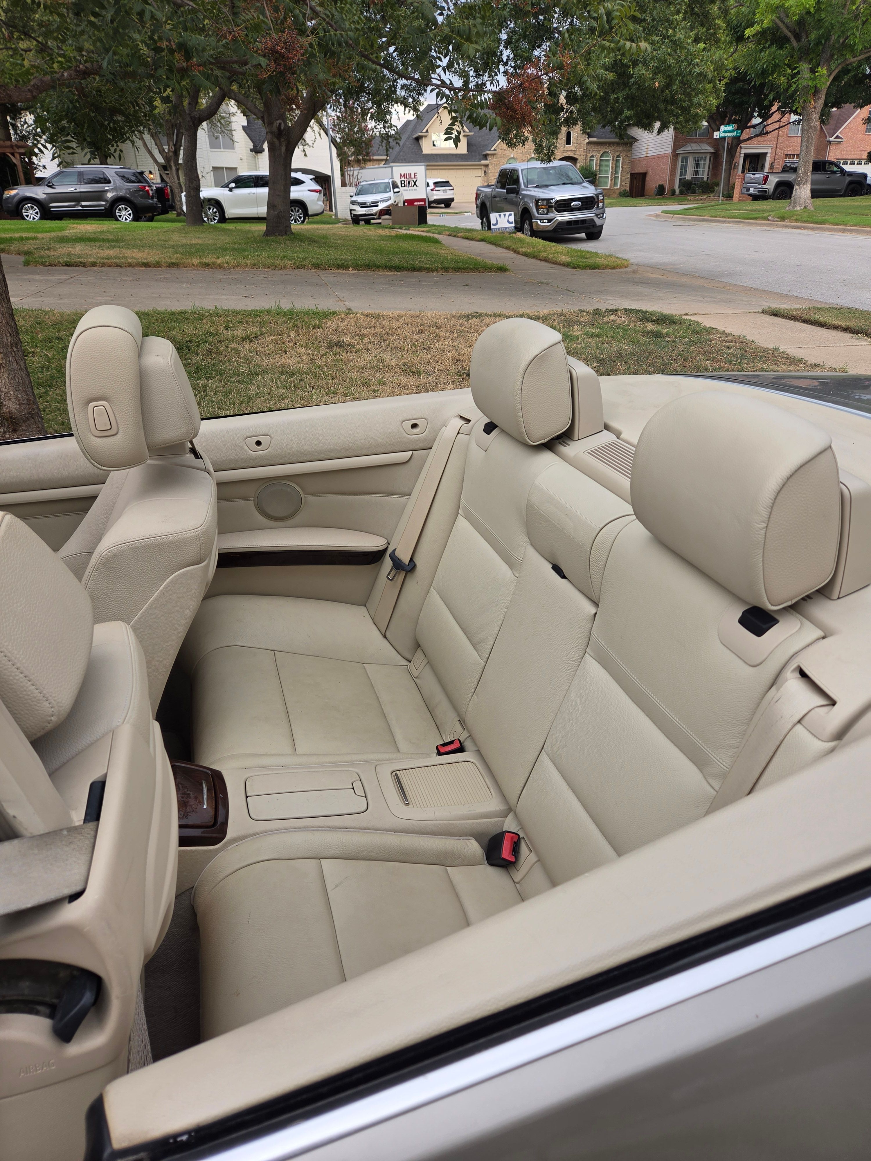 Used 2011 BMW 328i Convertible RWD image 15