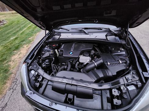 Used 2015 BMW X1 xDrive28i image 2