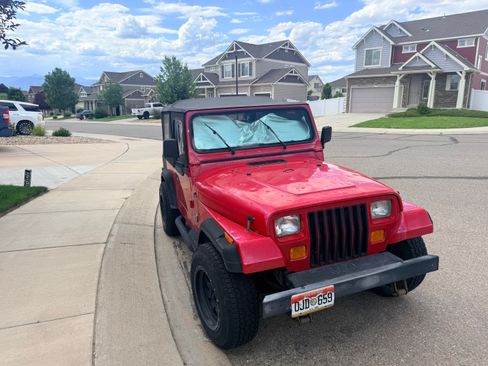 Used 1995 Jeep Wrangler Rio Grande AWD/4WD image 2
