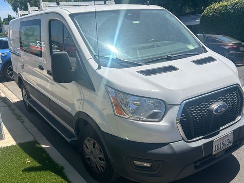 Used 2022 Ford Transit 250 Low Roof w/ Exterior Upgrade Package RWD image 5