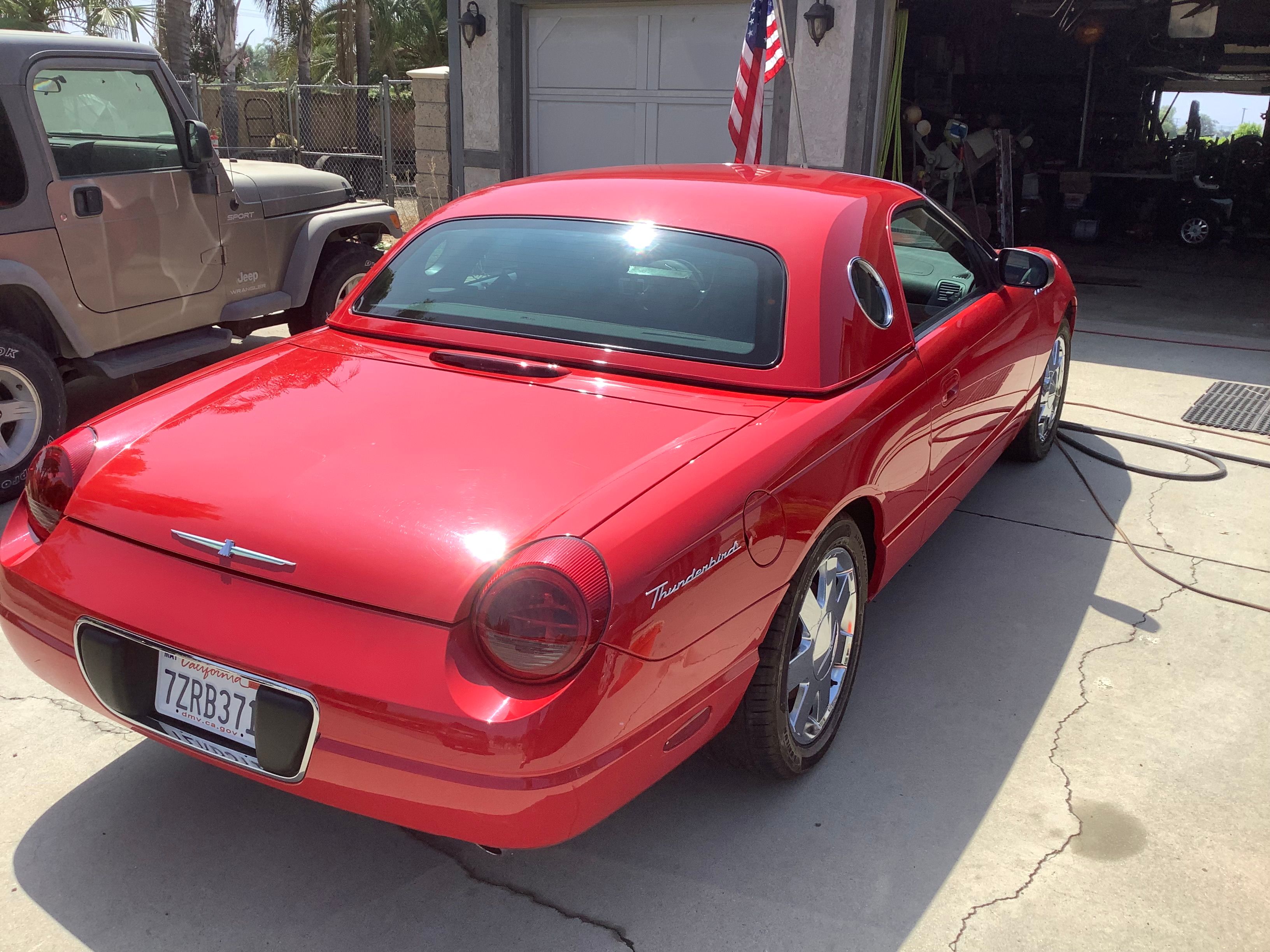 Used 2002 Ford Thunderbird RWD image 4