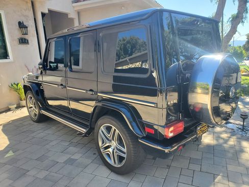 Used 2015 Mercedes-Benz G 63 AMG 4MATIC image 8
