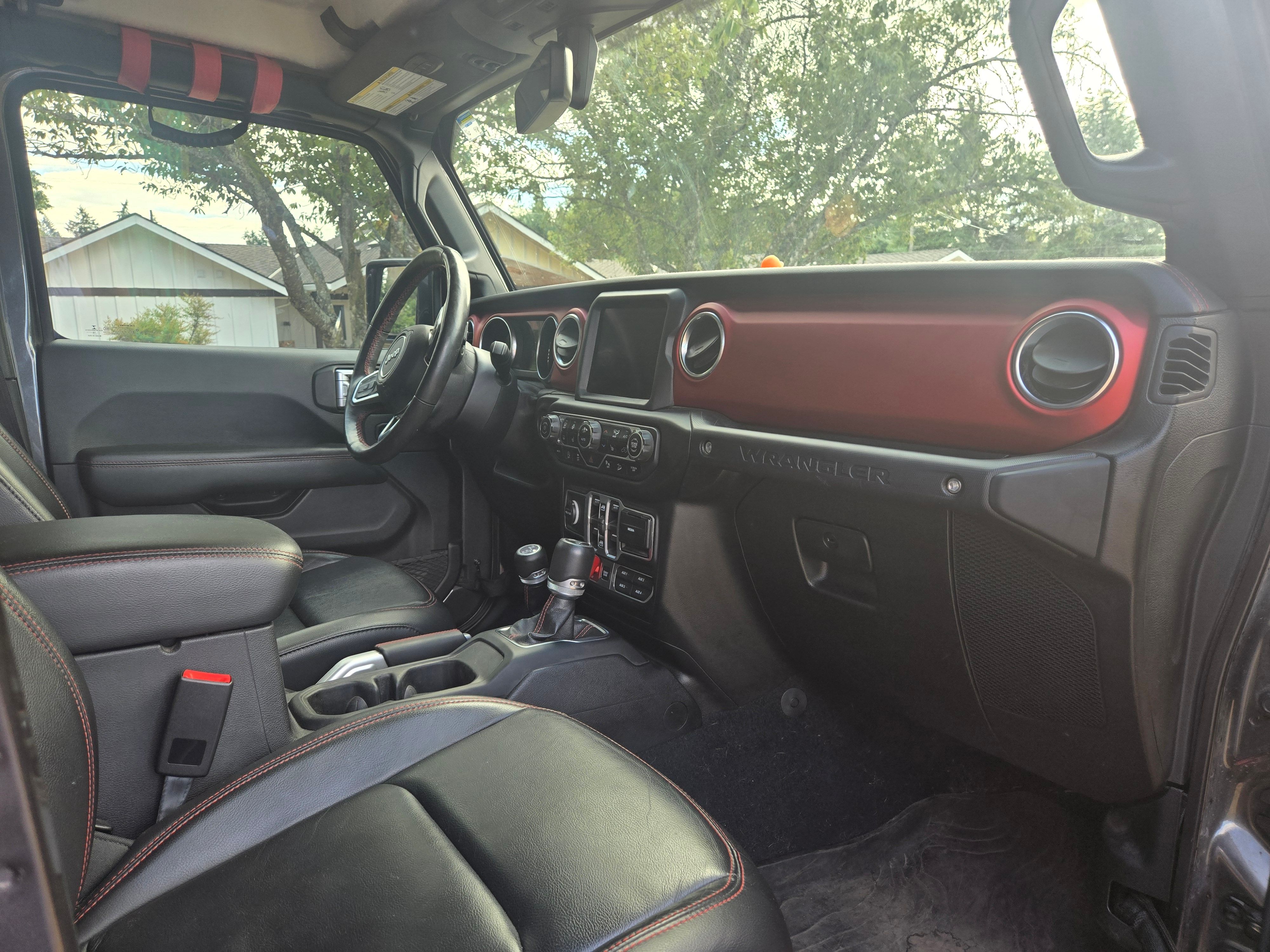 Used 2018 Jeep Wrangler Unlimited Rubicon AWD/4WD image 5