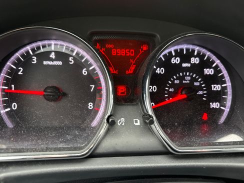 Used 2012 Nissan Versa 1.8 S w/ SL Tech Pkg image 14