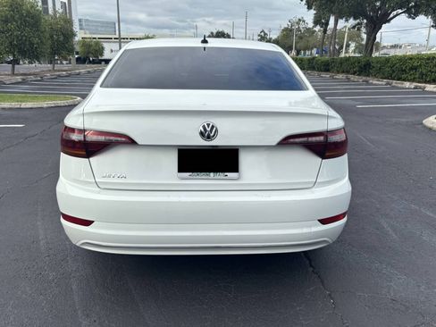 Used 2019 Volkswagen Jetta S w/ Driver Assistance Package image 8