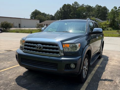 Used 2010 Toyota Sequoia Limited RWD image 11