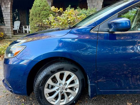 Used 2016 Nissan Sentra SV w/ Style Package image 8