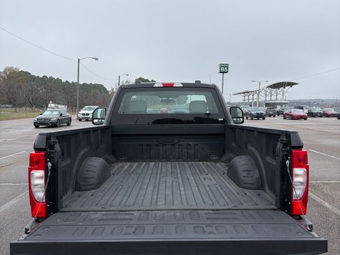 Used 2020 Ford F250 XL w/ XL Value Package image 6