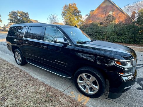 Used 2016 Chevrolet Suburban LTZ image 19