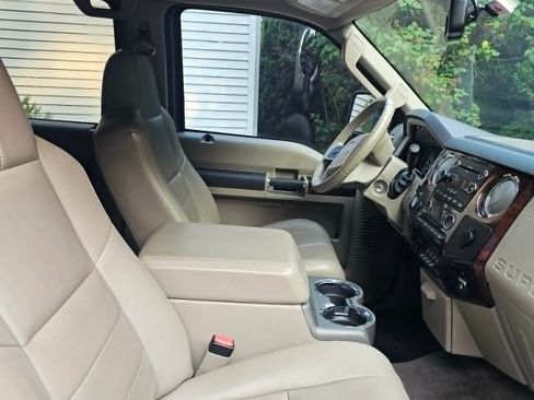 Used 2010 Ford F350 Lariat AWD/4WD image 2