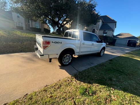 Used 2011 Ford F150 Platinum image 4