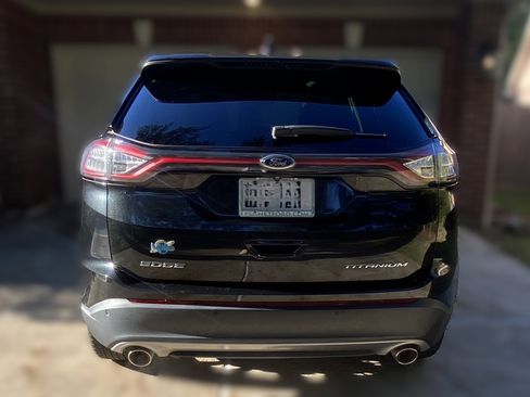 Used 2015 Ford Edge Titanium w/ Equipment Group 302A image 5