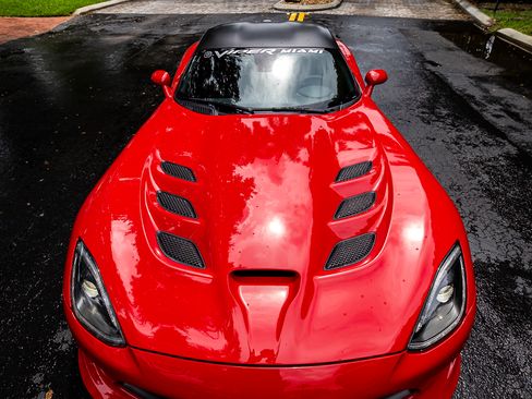 Used 2013 SRT Viper SRT-10 image 9